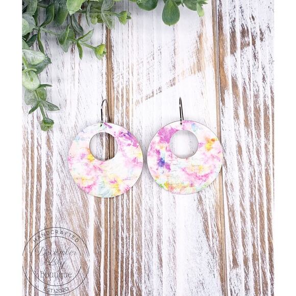 Tie-Dye Psychedelic Luna Leather Earring - Picture 3 of 3